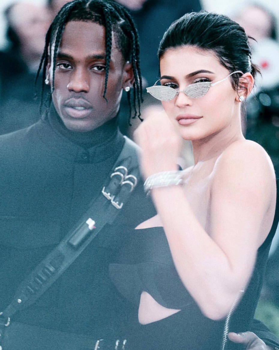 Kylie Jenner tillsammans med Travis Scott Kylie Jenner tillsammans med Travis Scott